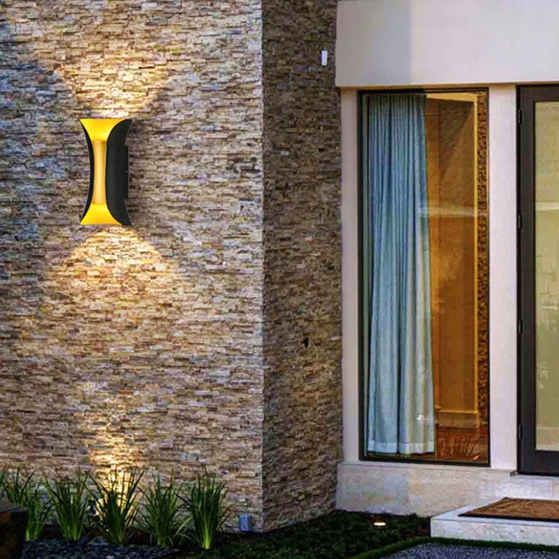 Applique Murale Extérieure LED – Éclat Sculptural Double Faisceau