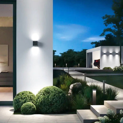 Applique Murale Extérieure Cube LED – Effet Éventail Lumineux